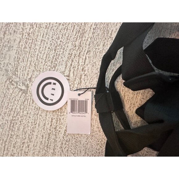 Neff momentum structured duffle bag - Picture 4 of 7